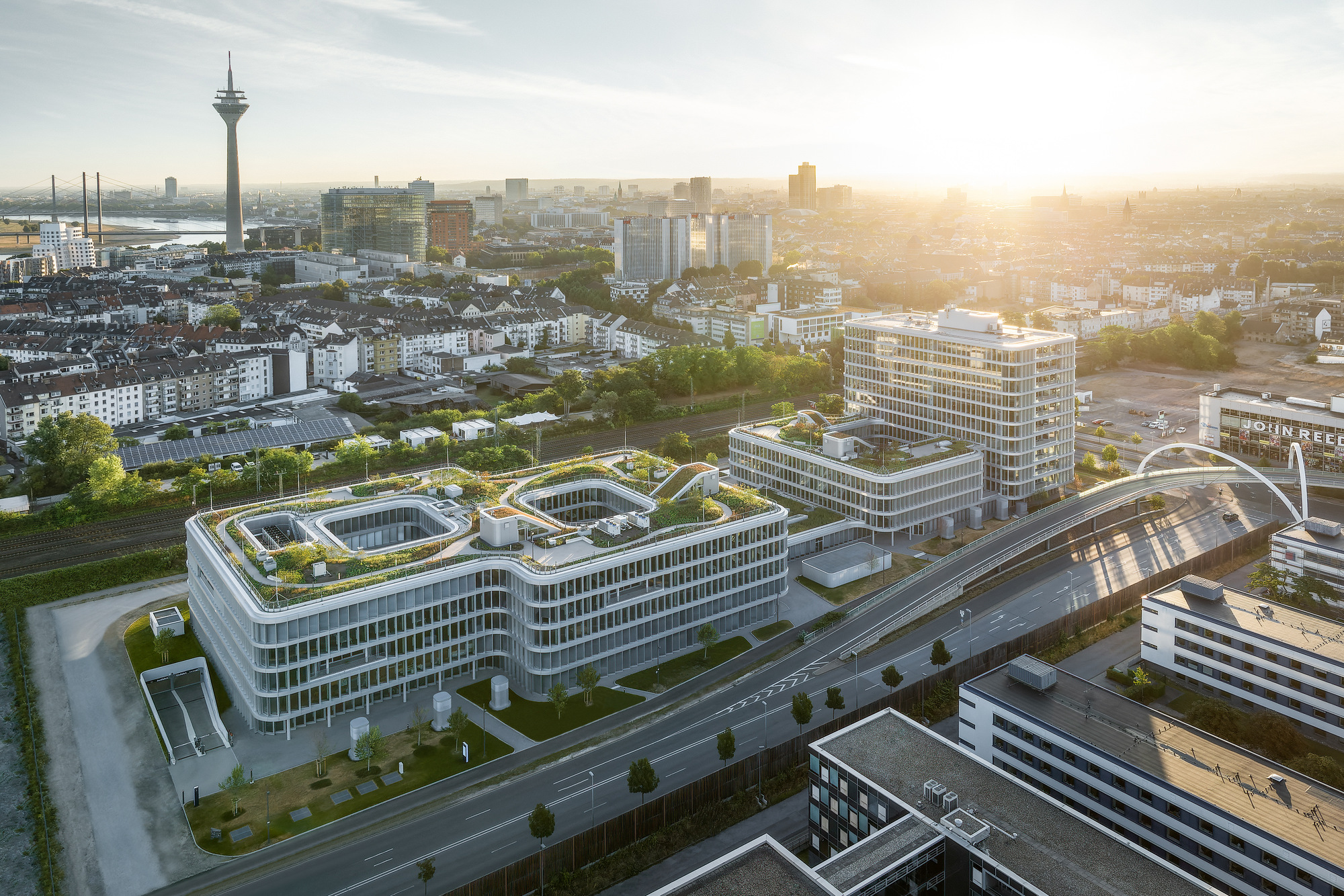 Sede WPP Mizal / Eller + Eller Architekten GmbH