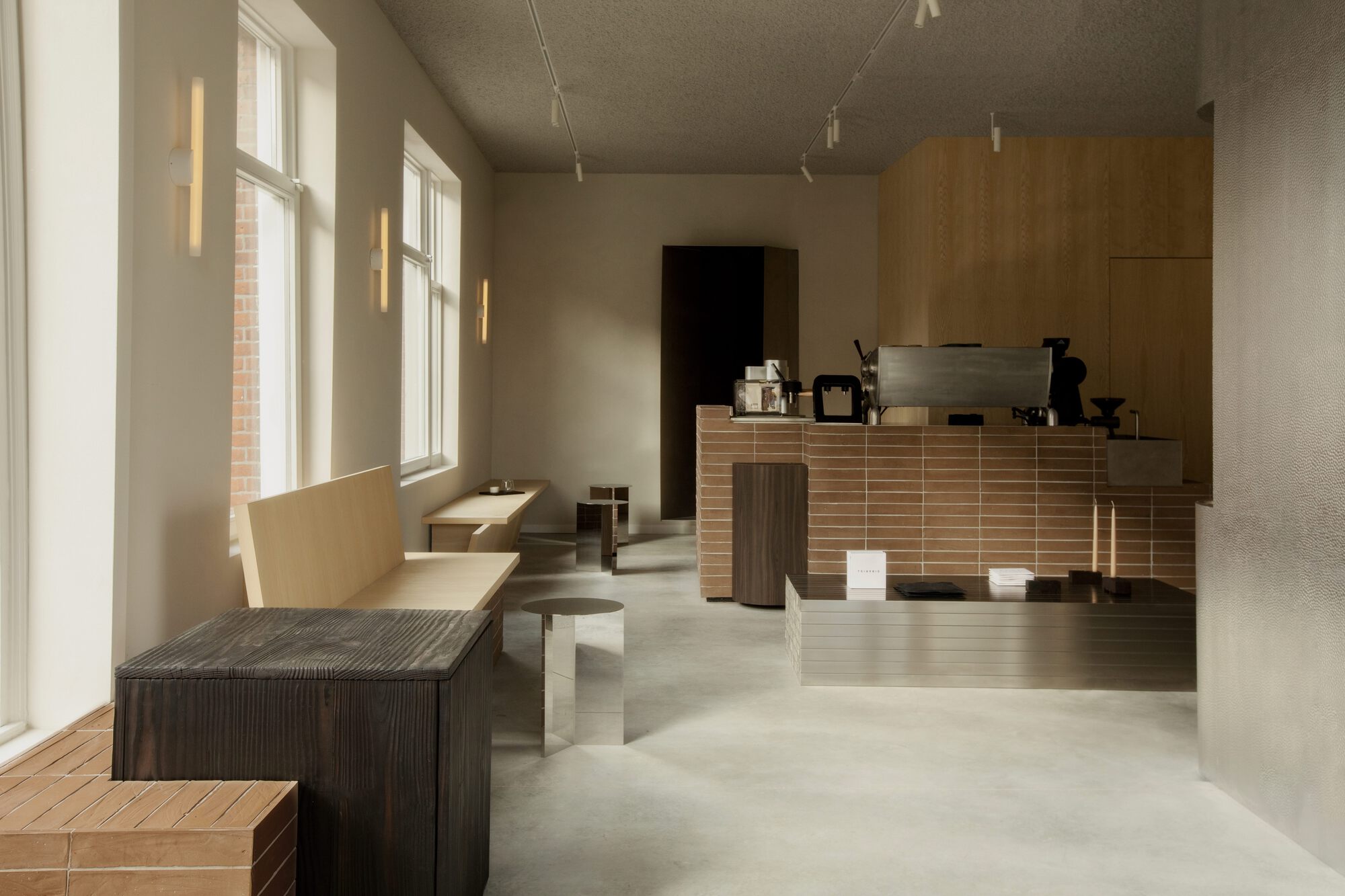 Torrefadores de café DAK / Barde + vanVoltt