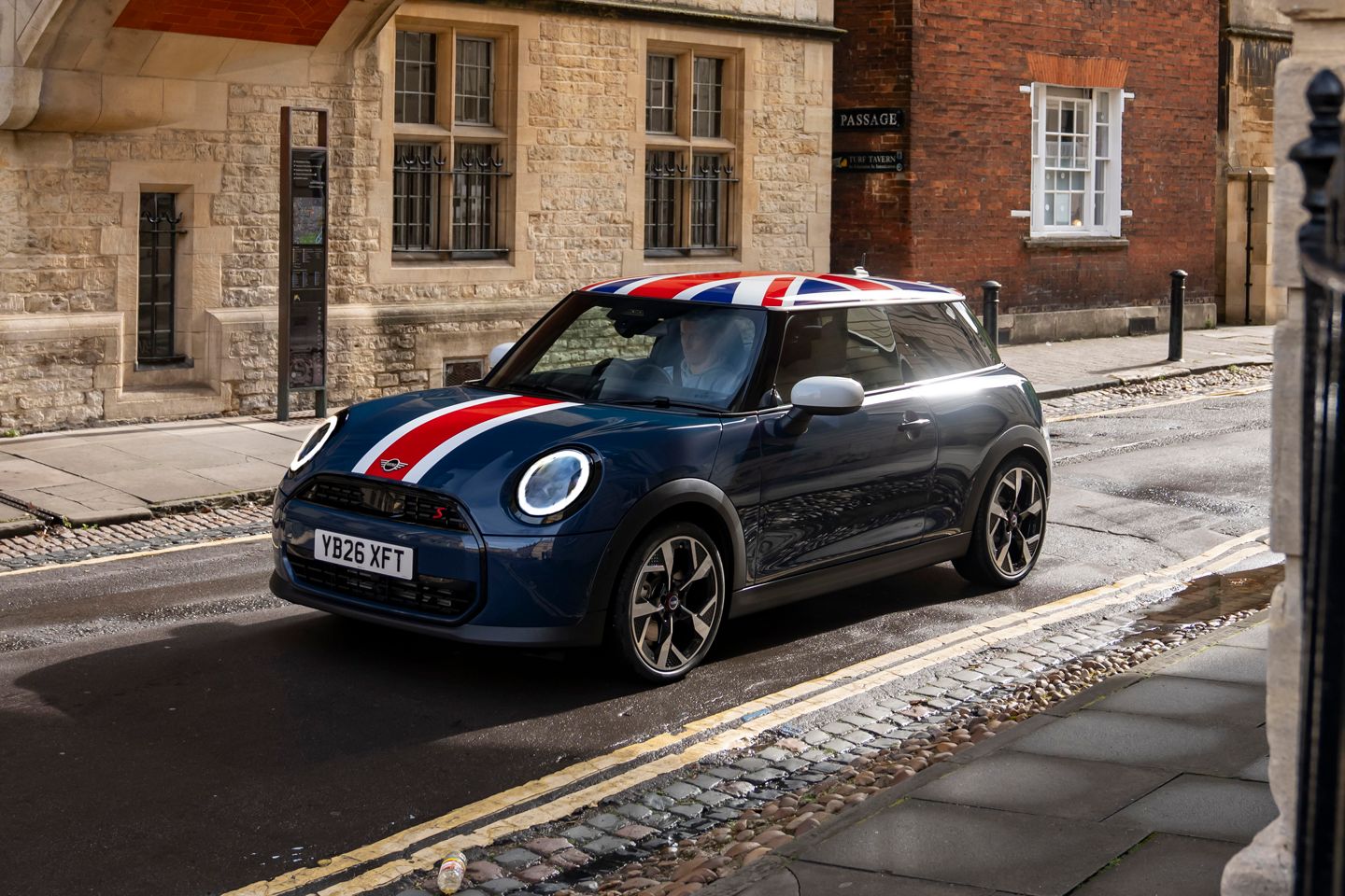 Mini Cooper Oxford marca 25 anos de produção no Reino Unido