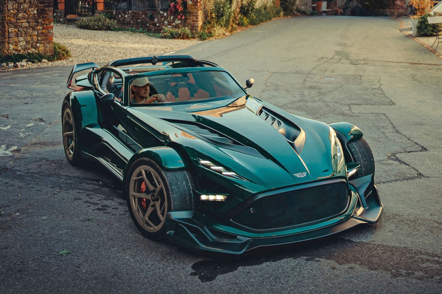 Donkervoort confirma volante à direita para P24 RS
