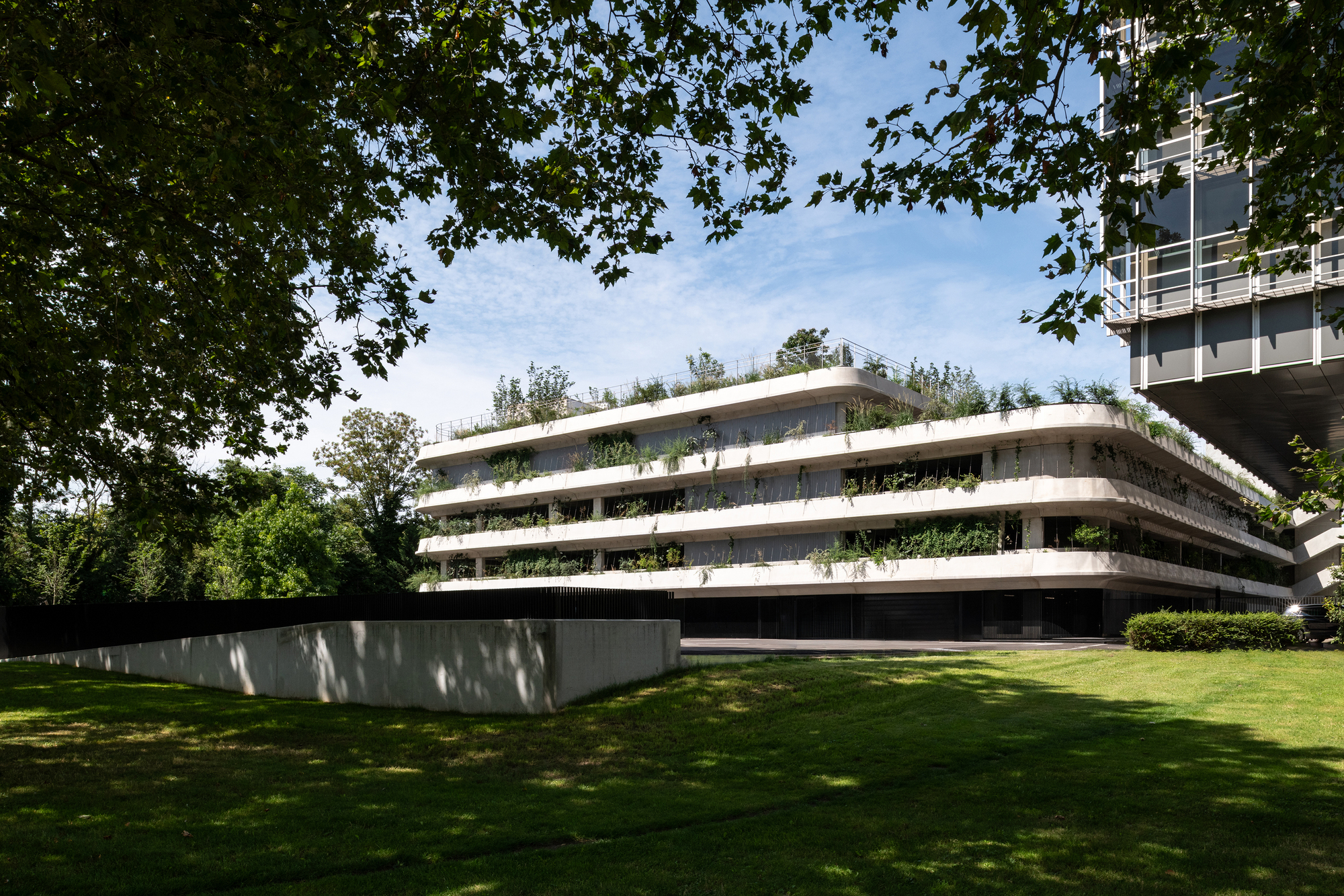 A Casa de Estacionamento do Silo / Antonelli + Herry Architectes
