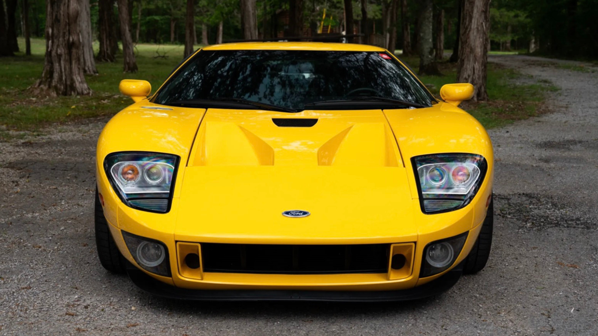 Este Ford GT 2006 à venda é raro por causa do que não tem