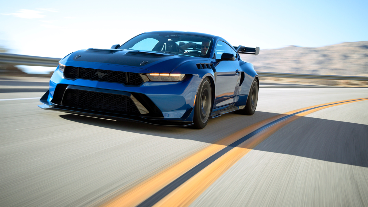 Ford Mustang acaba de superar todos os rivais de carros esportivos combinados