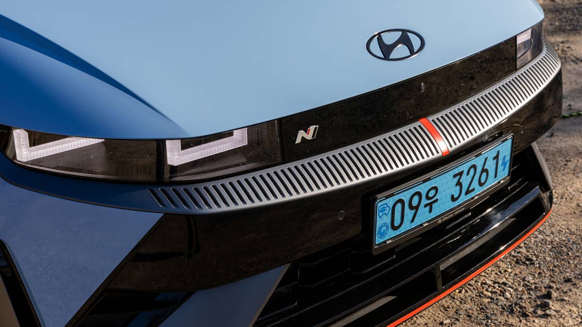 Hyundai quer que seus EVs falsifiquem estalos de escapamento e barulho do motor