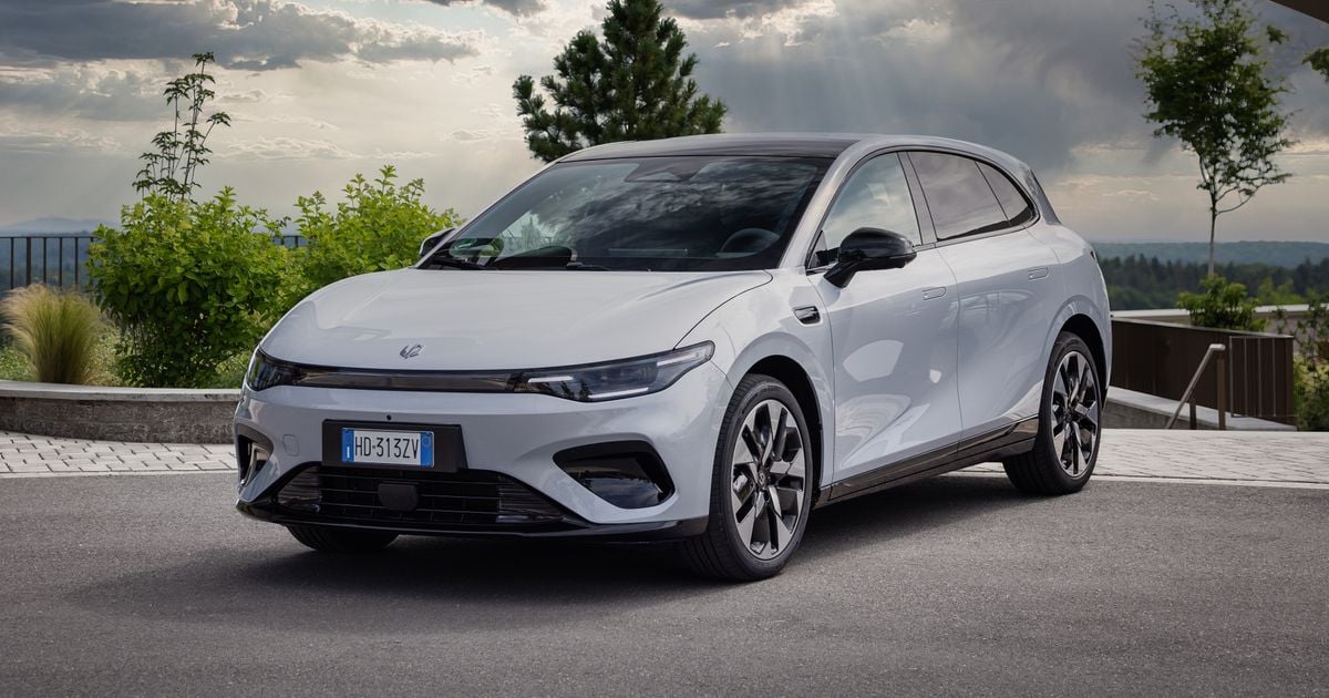 Preços do Leapmotor B05 em 2026: o novo pequeno hatch elétrico da marca chinesa supera o Toyota Corolla