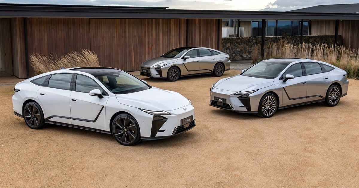 Preço e especificações do Lexus ES 2026: sedã de luxo de nova geração traz potência EV por um pequeno prêmio