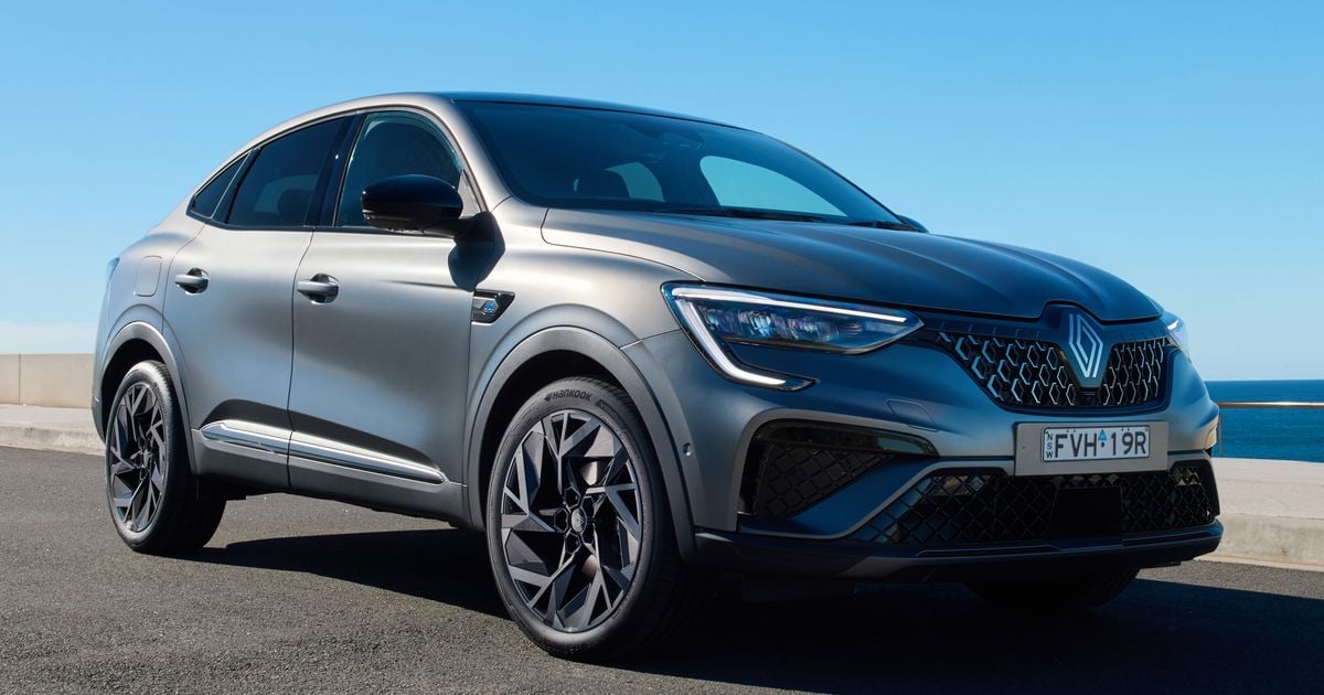 Preço e especificações do Renault Arkana 2026: SUV pequeno recebe potência híbrida moderada