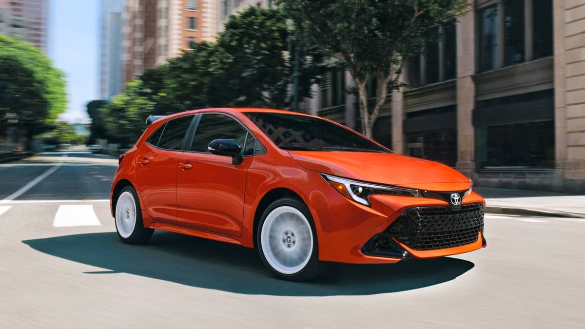 Toyota Corolla vs. Vendas do Honda Civic 2026: a lacuna está diminuindo rapidamente