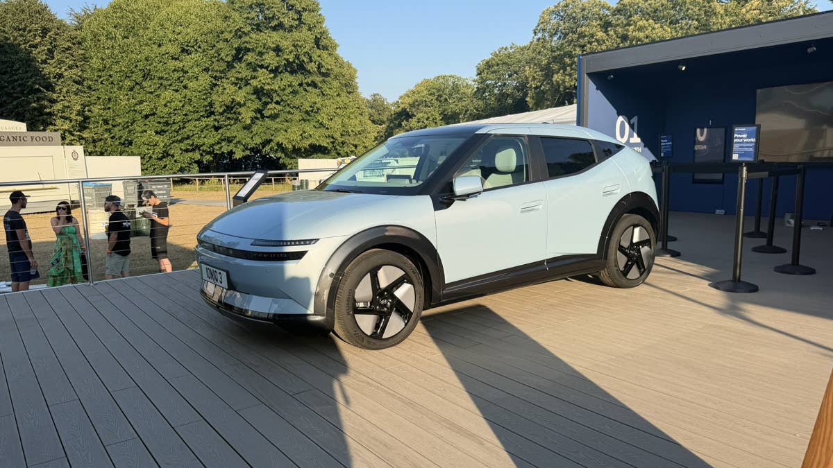 O novo Aero Hatch da Hyundai é um pequeno EV com grandes opiniões