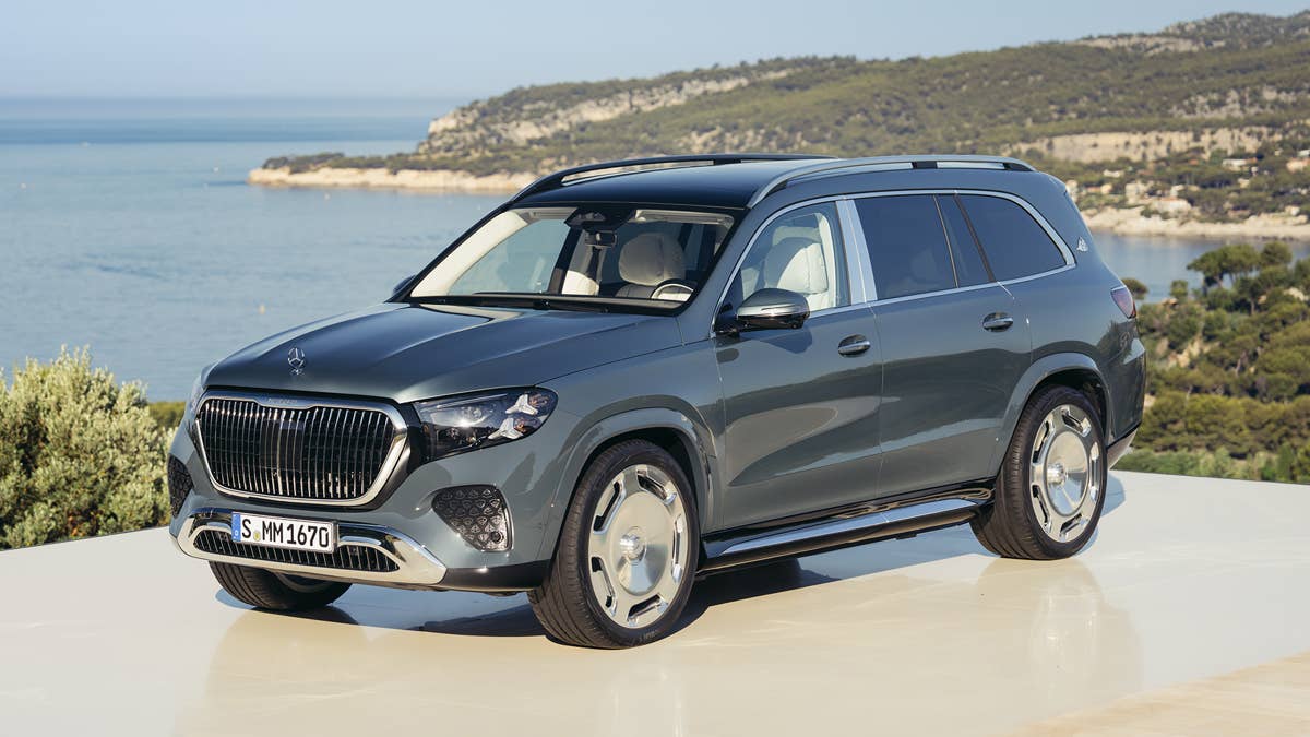O Mercedes-Maybach GLS 680 2027 é o máximo em excesso, até suas rodas autorreguláveis