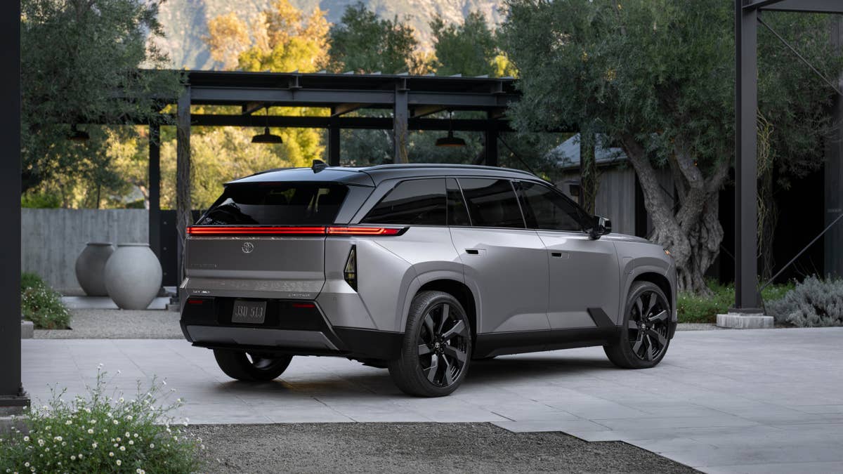 O Highlander elétrico da Toyota foi adiado para o próximo ano