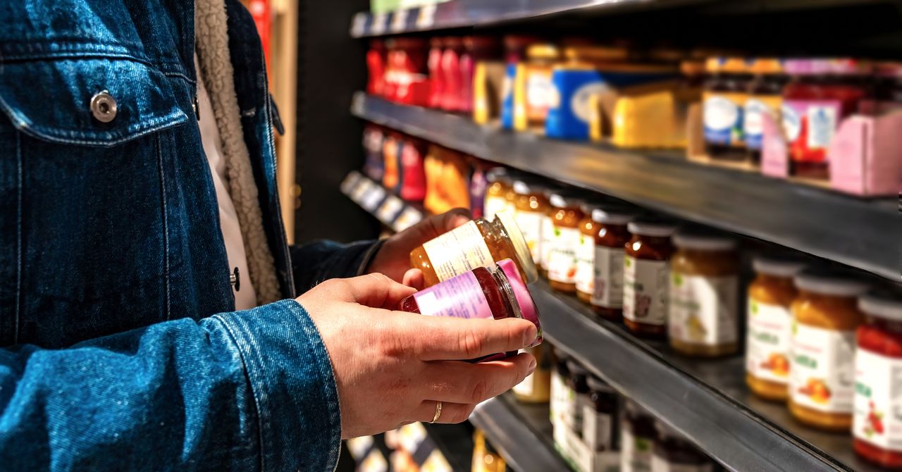 Conservantes alimentares podem aumentar o risco de hipertensão e doenças cardiovasculares