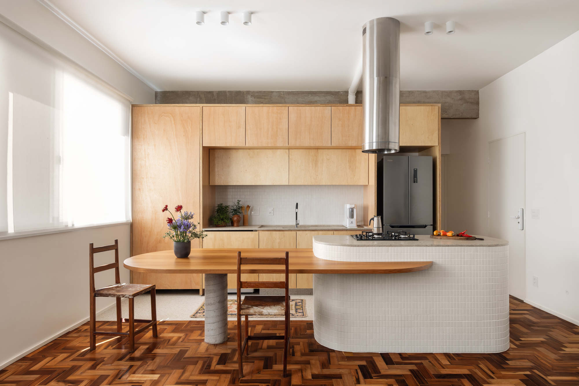 Caju Apartment / CODA Arquitetura