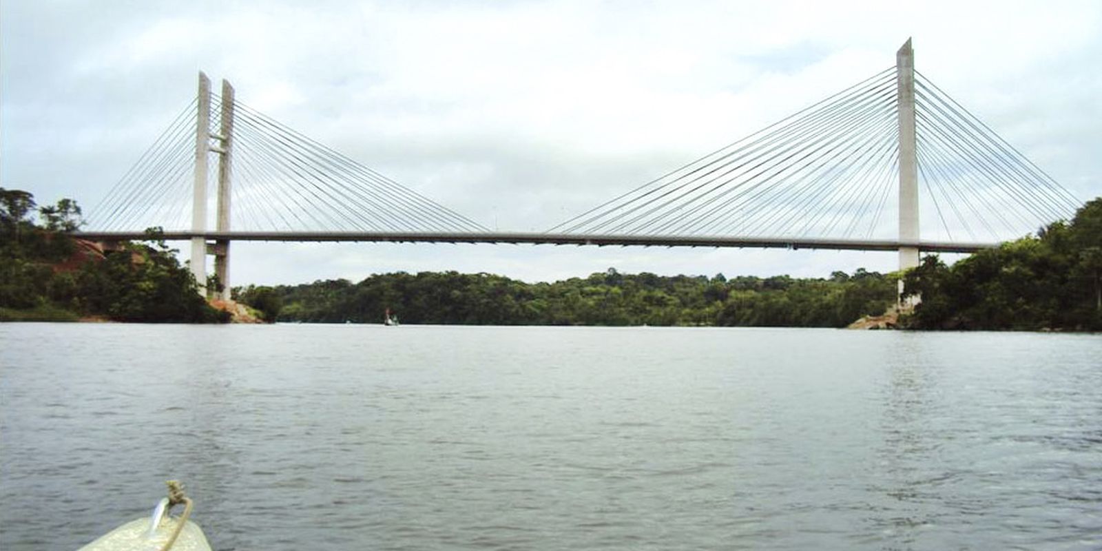 França suspende exigência de visto para brasileiros na Guiana Francesa