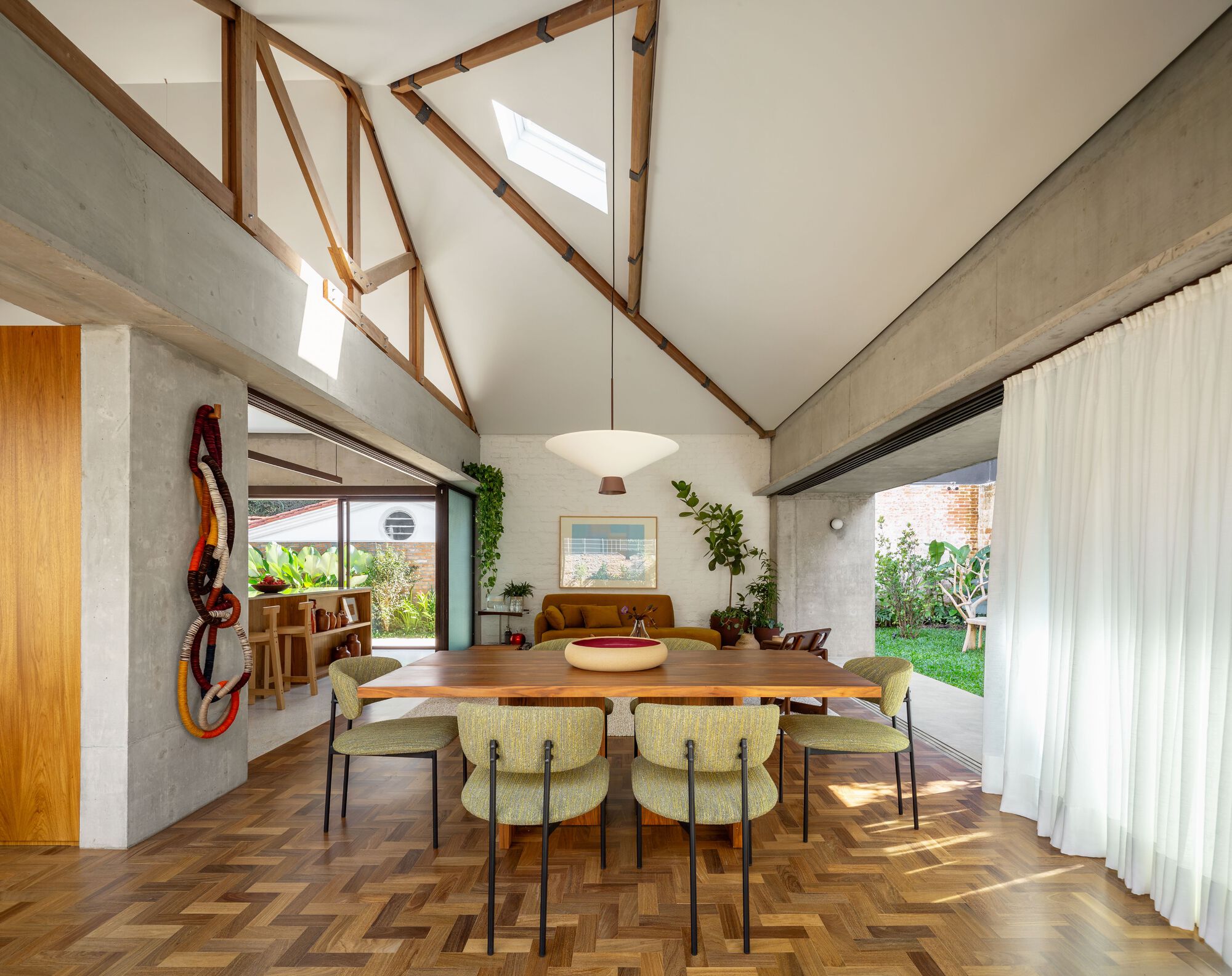 Cafelândia House / Ana Sawaia Arquitetura