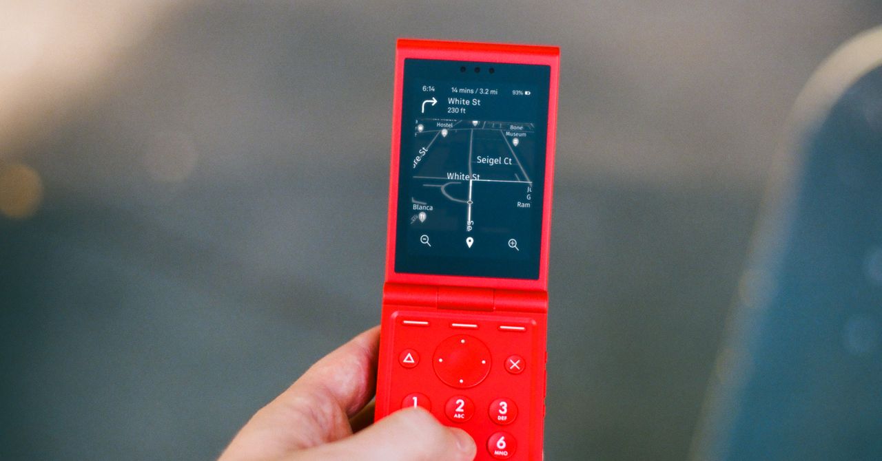 O Light Flip é o elegante telefone flip idiota dos seus sonhos