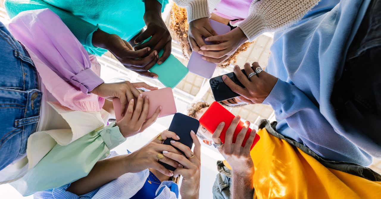 O Reino Unido está planejando um toque de recolher nas redes sociais para jovens de 16 e 17 anos