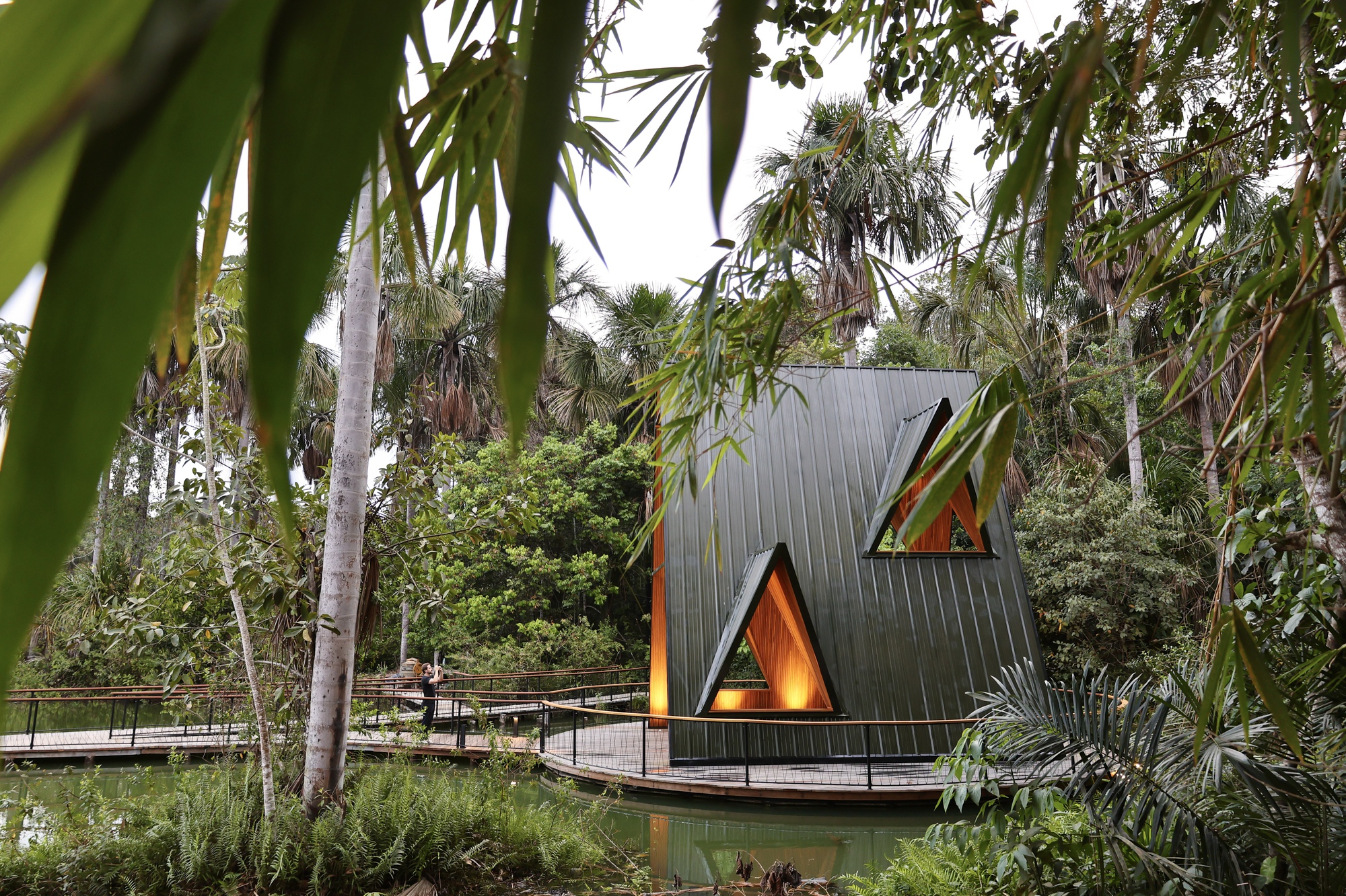 Light of Amazonia Chapel / Rogoski Arquitetura