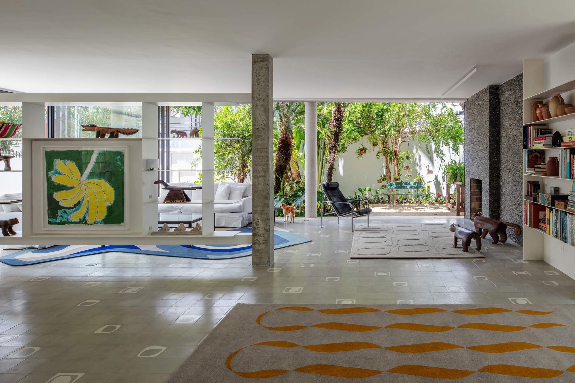 Muxarabi House / Ana Sawaia Arquitetura