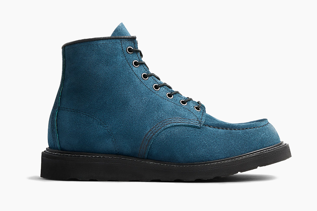 Red Wing mergulha sua bota mais icônica em couro índigo profundo
