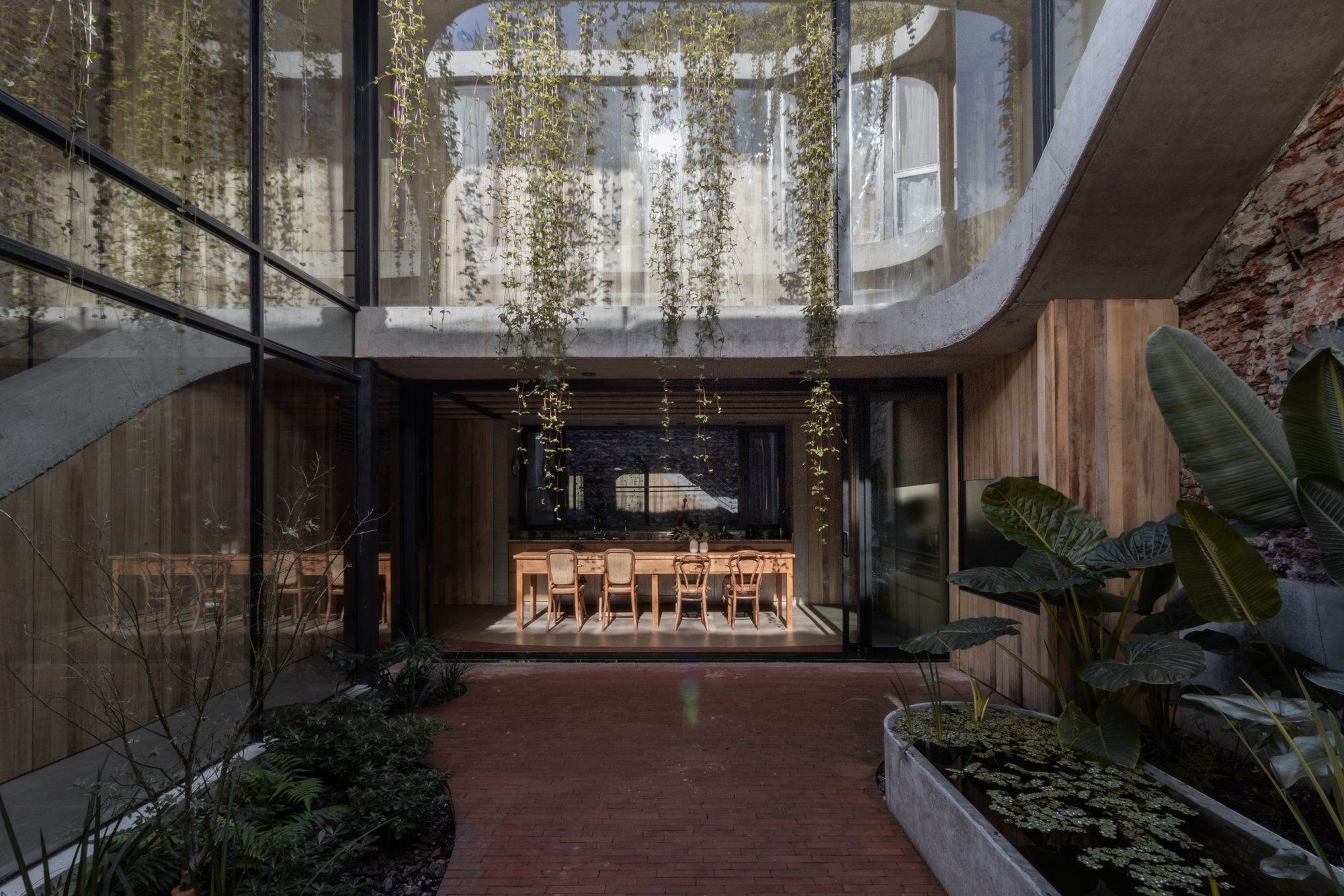 Casa Paraíso Rivera / AtelierM