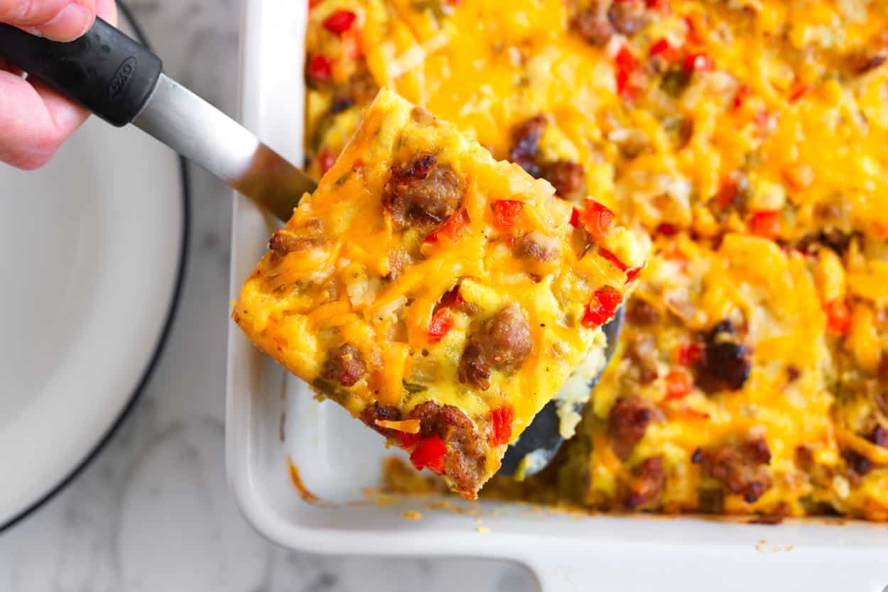 Receita fácil de caçarola de café da manhã Tater Tot