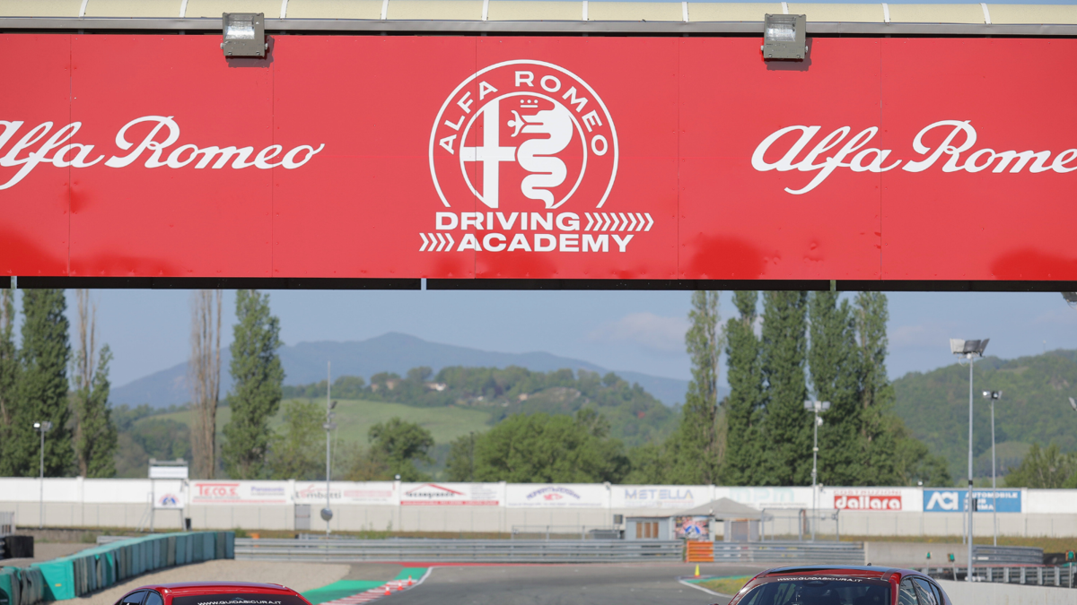 Alfa Romeo está crescendo em todos os lugares, exceto na América