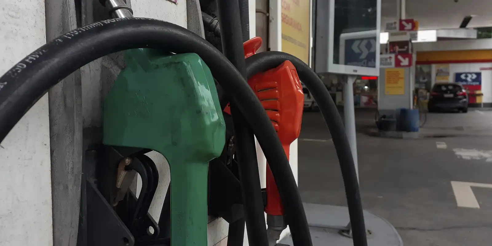 Gasolina com 32% de etanol deve ser R$ 0,03 mais barata