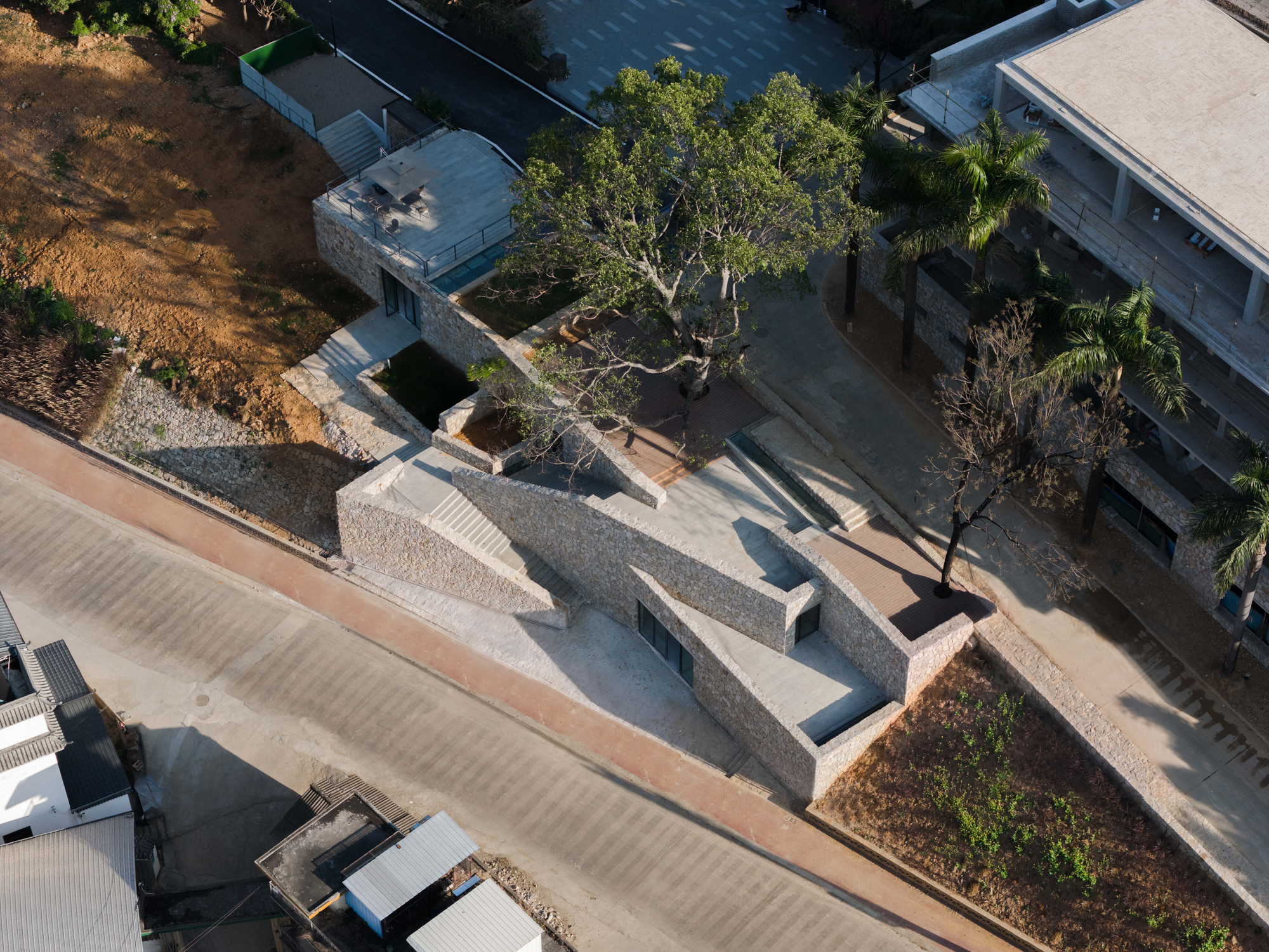 Centro de Visitantes da Vila Bawan / TAO (Trace Architecture Office)