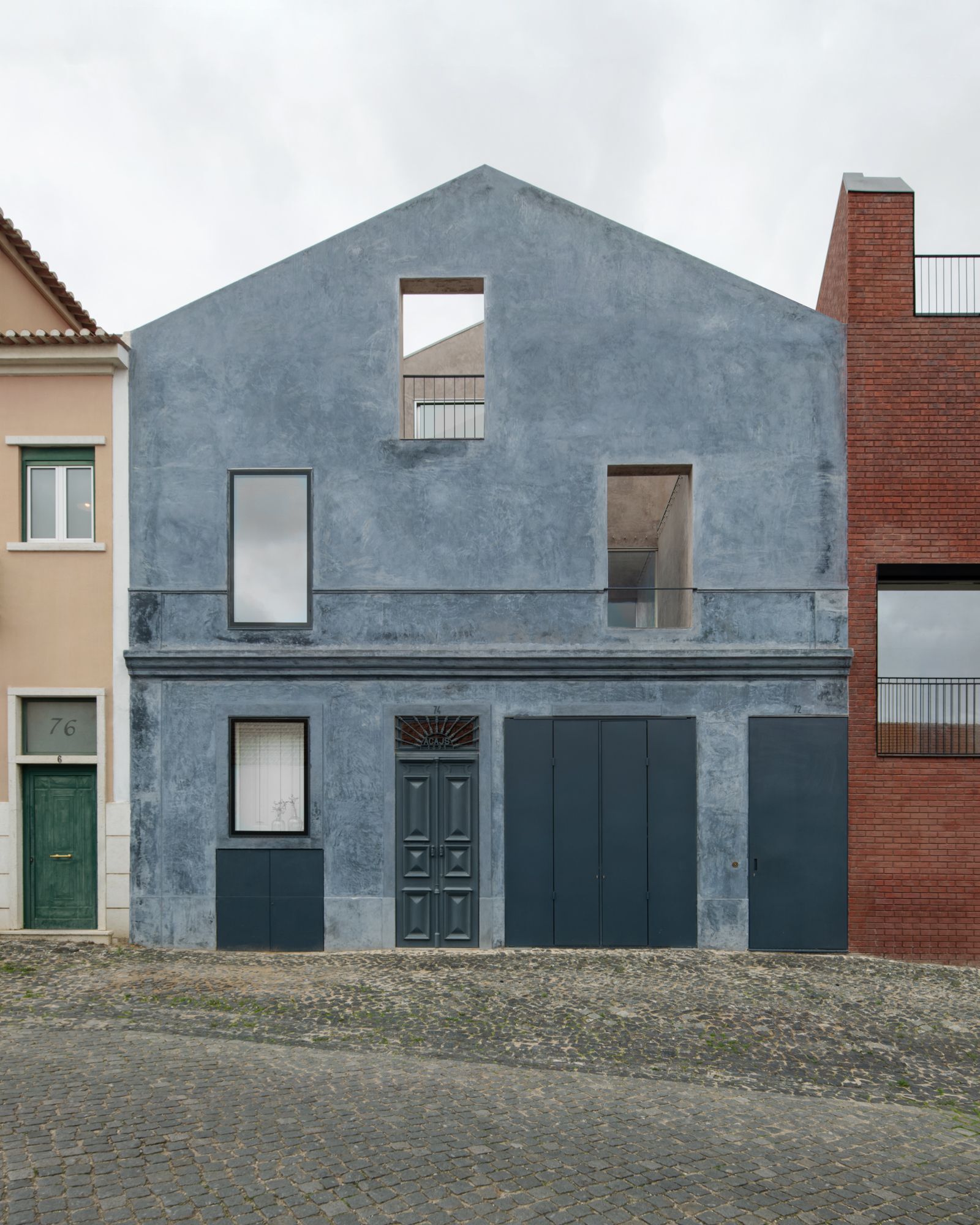 Casa Azul / extraestúdio | ArchDaily