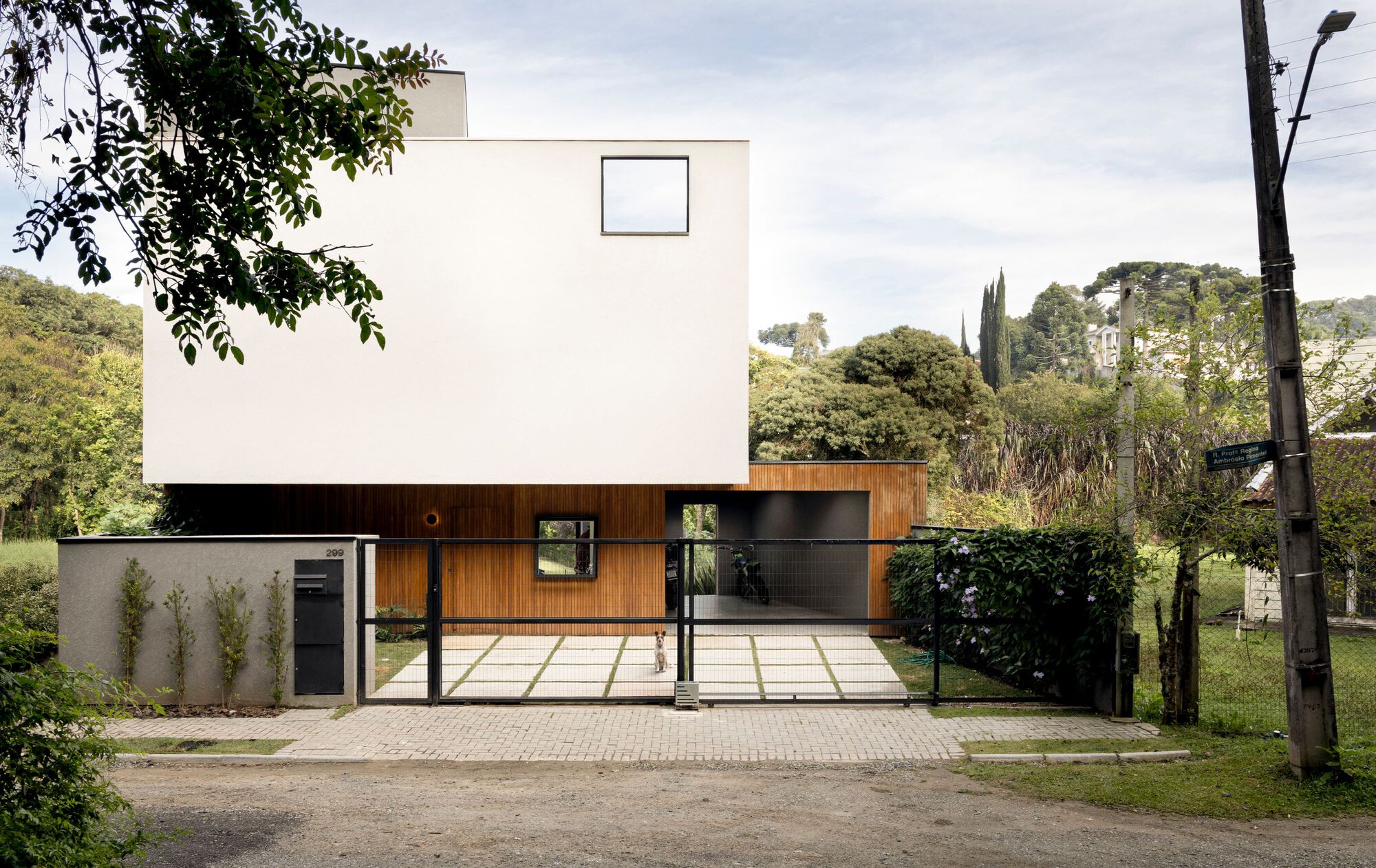 Casa Luna / Nommo Arquitetos + Coti Arquitetura