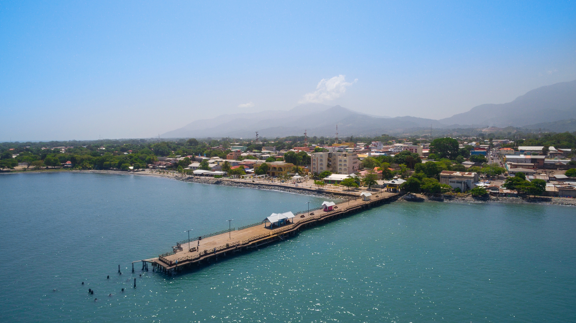 Urbanismo caribenho: das raízes garífunas à cidade em camadas de La Ceiba, Honduras