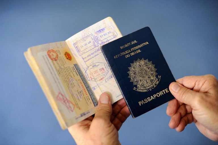 Comissão debate direito de migrar e proteção a brasileiros no exterior; participe – Notícias