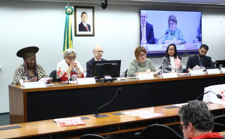 Ativistas criticam deportações em massa dos EUA e pedem medidas de acolhimento de migrantes no Brasil – Notícias