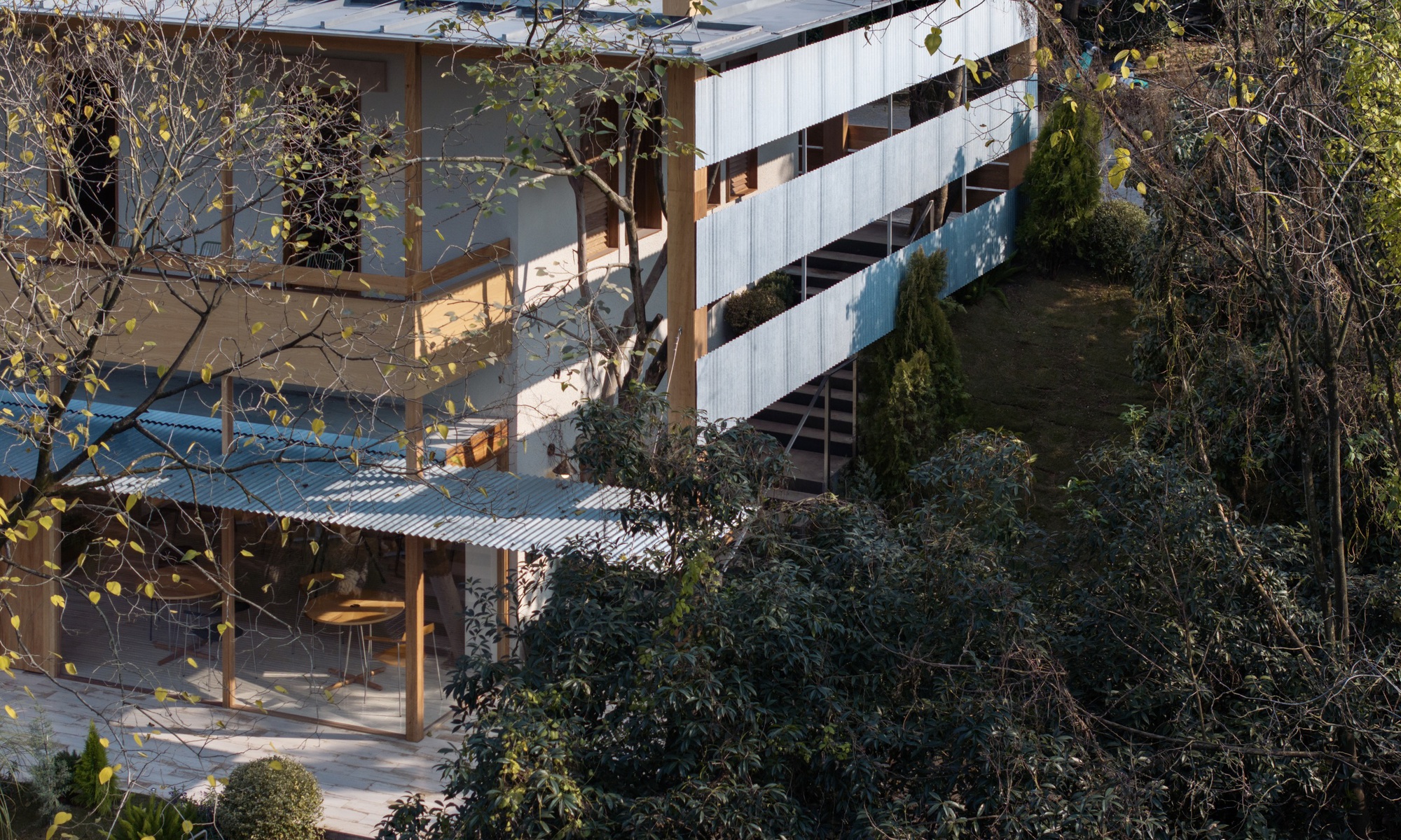 Cozinha familiar italiana LAGO / Vari Architects