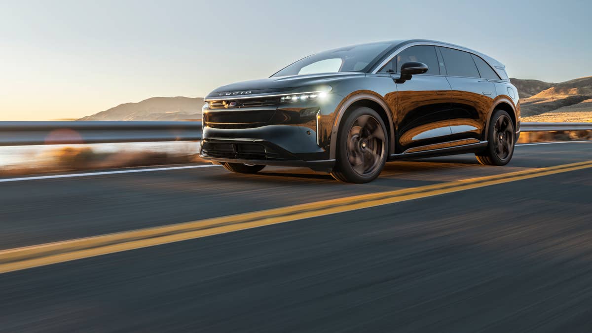 Lucid descarta crédito de compra massivo e financiamento de 0% para SUV gravitacional em julho