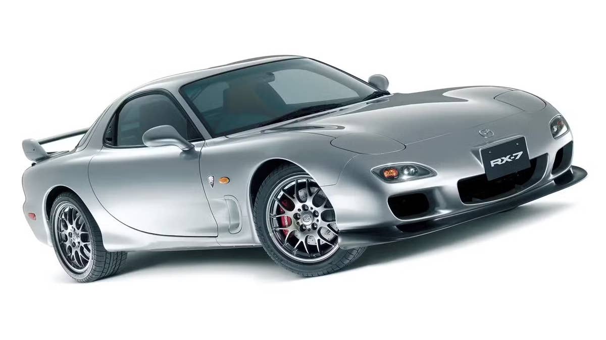 Proprietário de um RX-7 de 80 anos ajudou a Mazda a ganhar seu primeiro Leão em Cannes