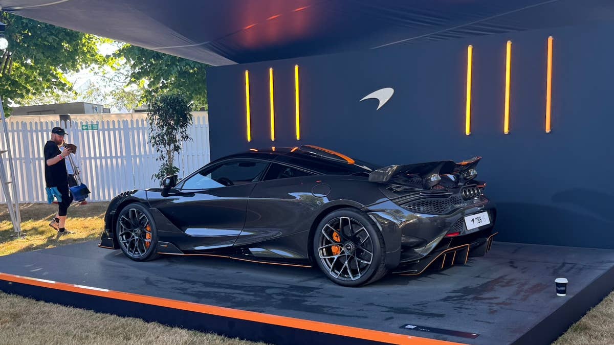 McLaren 788HS chega como o último grito da família 720S