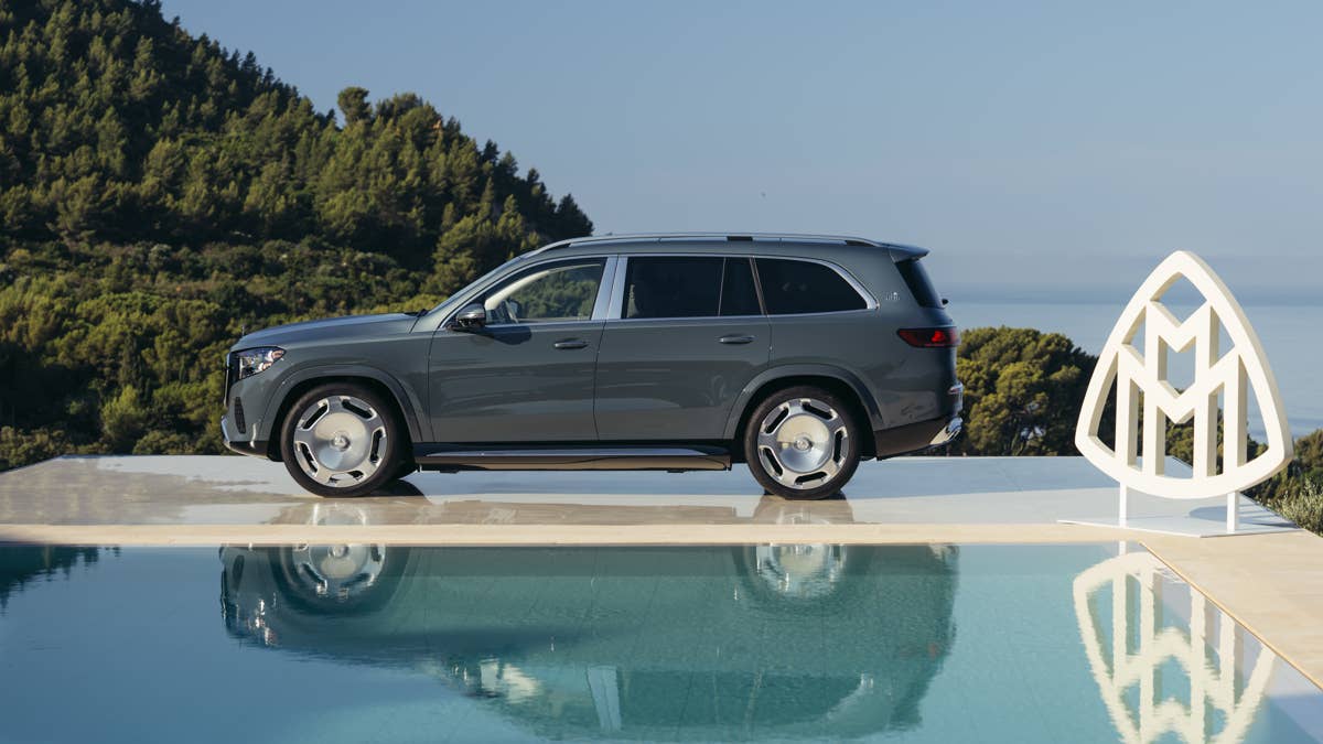 2027 Mercedes-Maybach GLS 680 ainda é uma pechincha ao lado de um Rolls-Royce