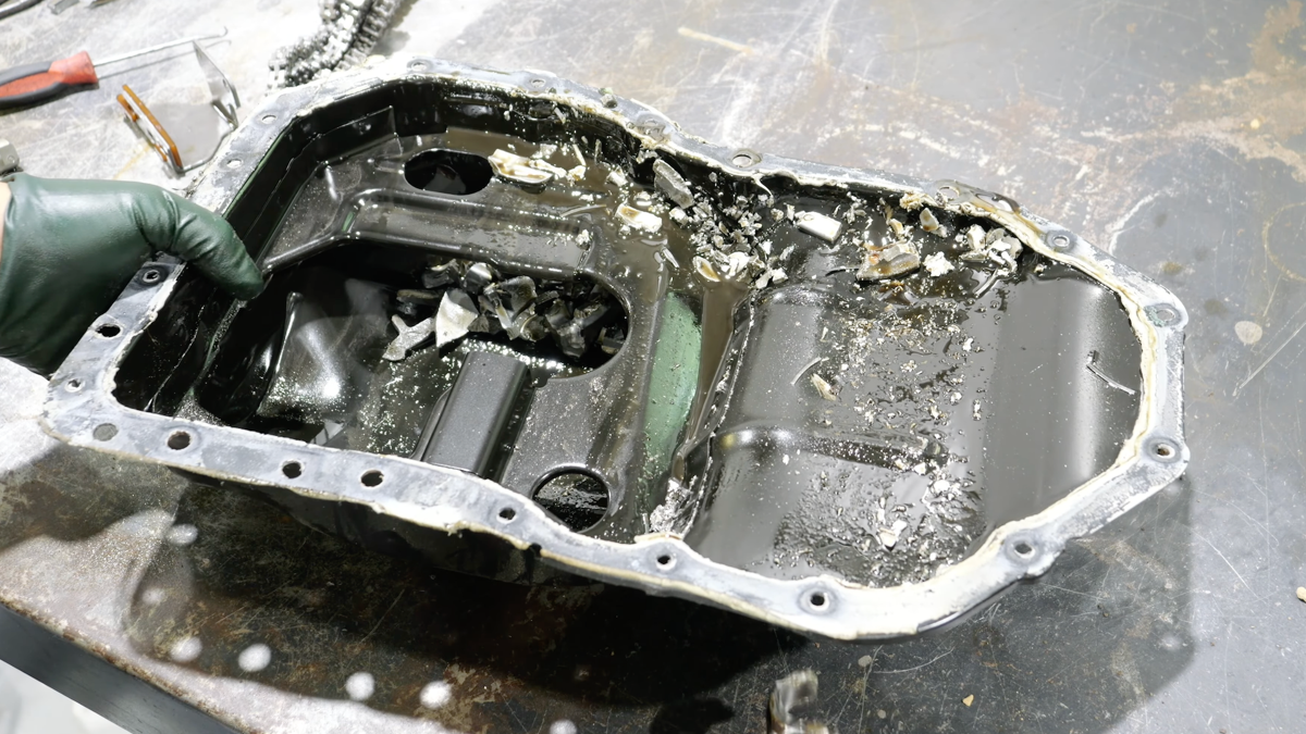 Este motor Mitsubishi Evo X Turbo “à prova de balas” abriu buracos em ambos os lados
