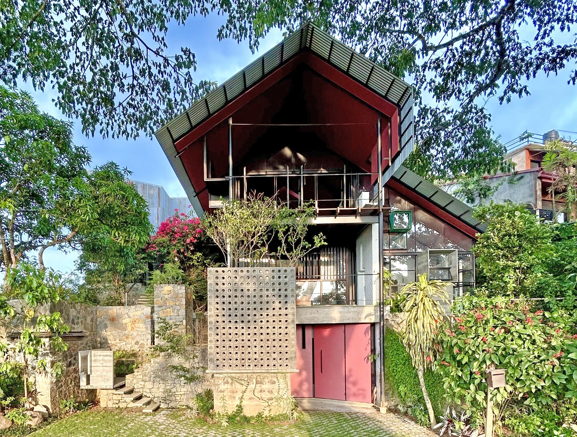 Primrose House / Oficina de Arquitetura Robusta