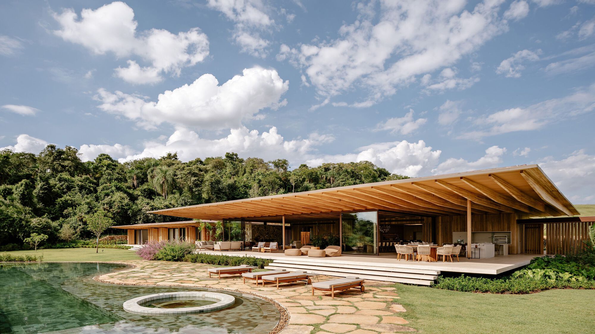 AMS House / Jacobsen Arquitetura