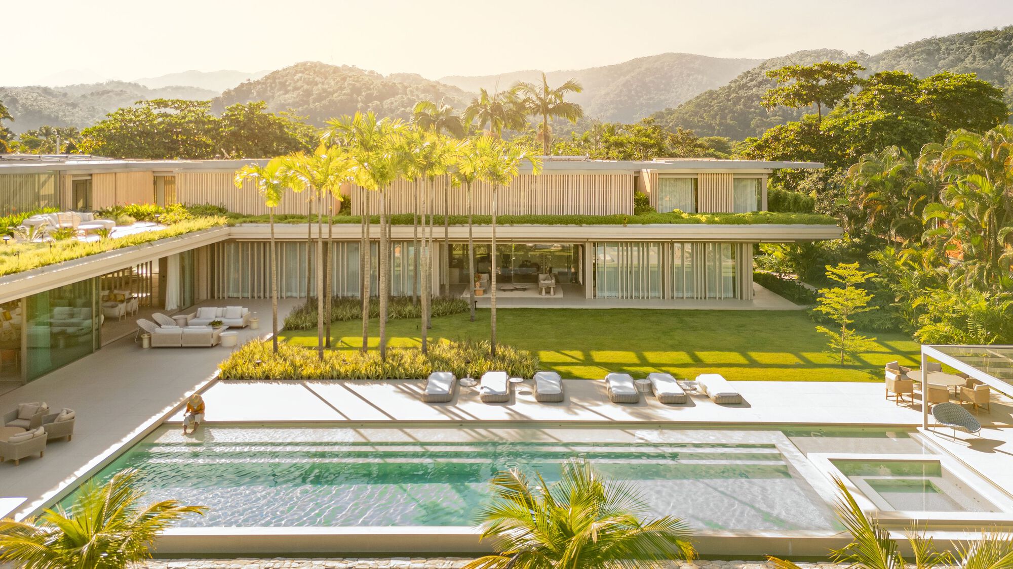 BRM Residence / Jacobsen Arquitetura
