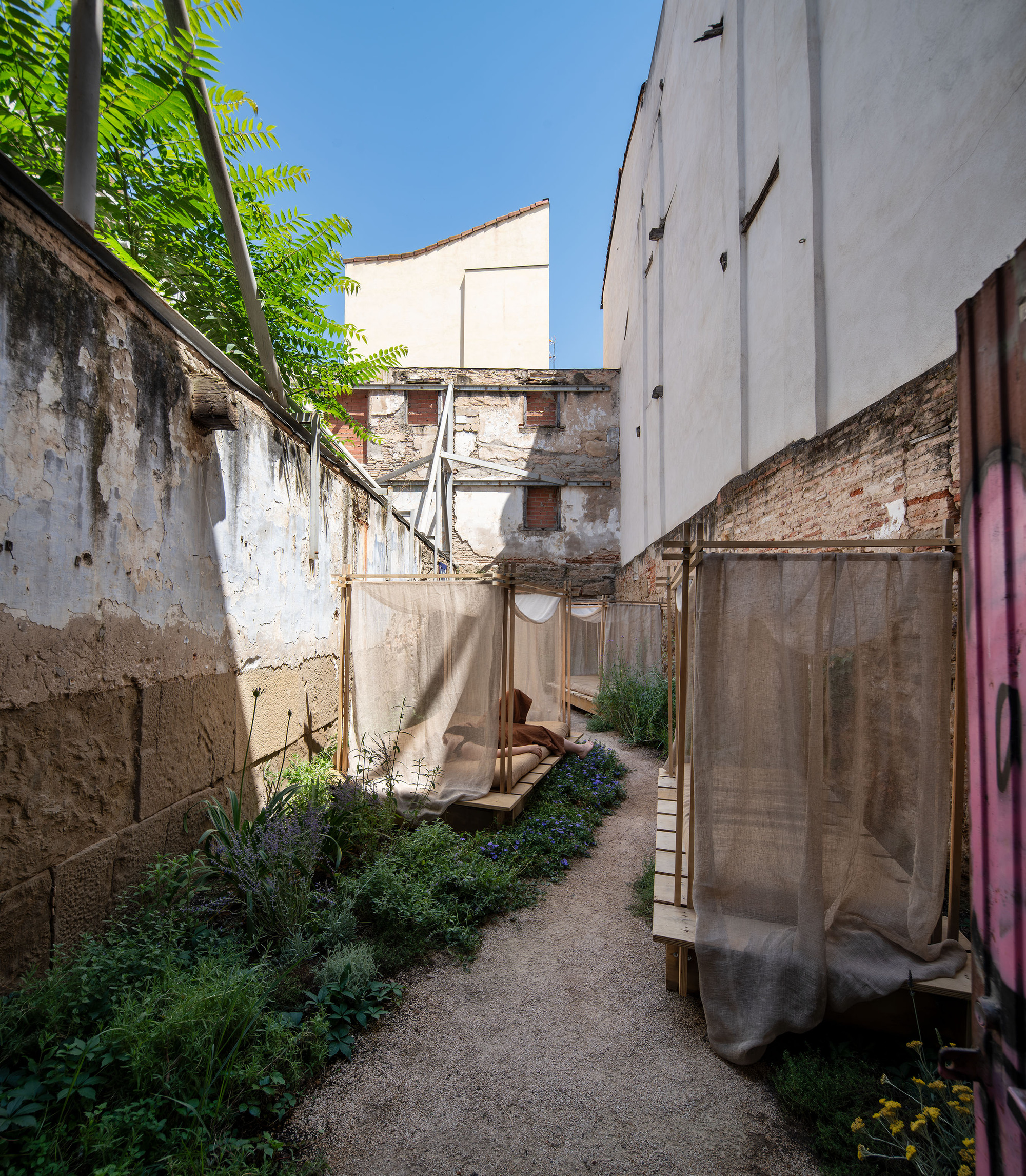 Sonhar nas ruínas: como um ritual de sono em Logroño propõe uma nova arquitetura cívica