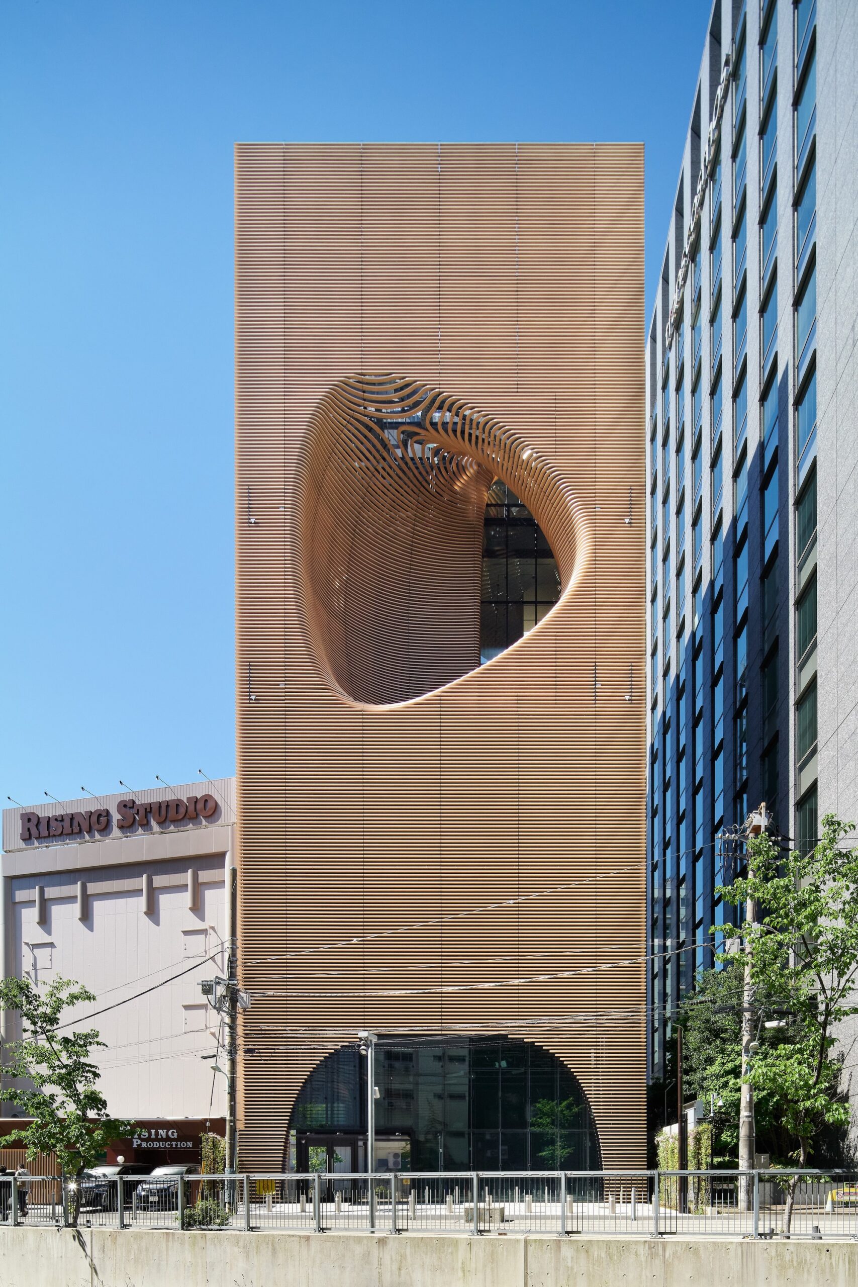 Estúdio de Madeira / Koichi Takada Architects