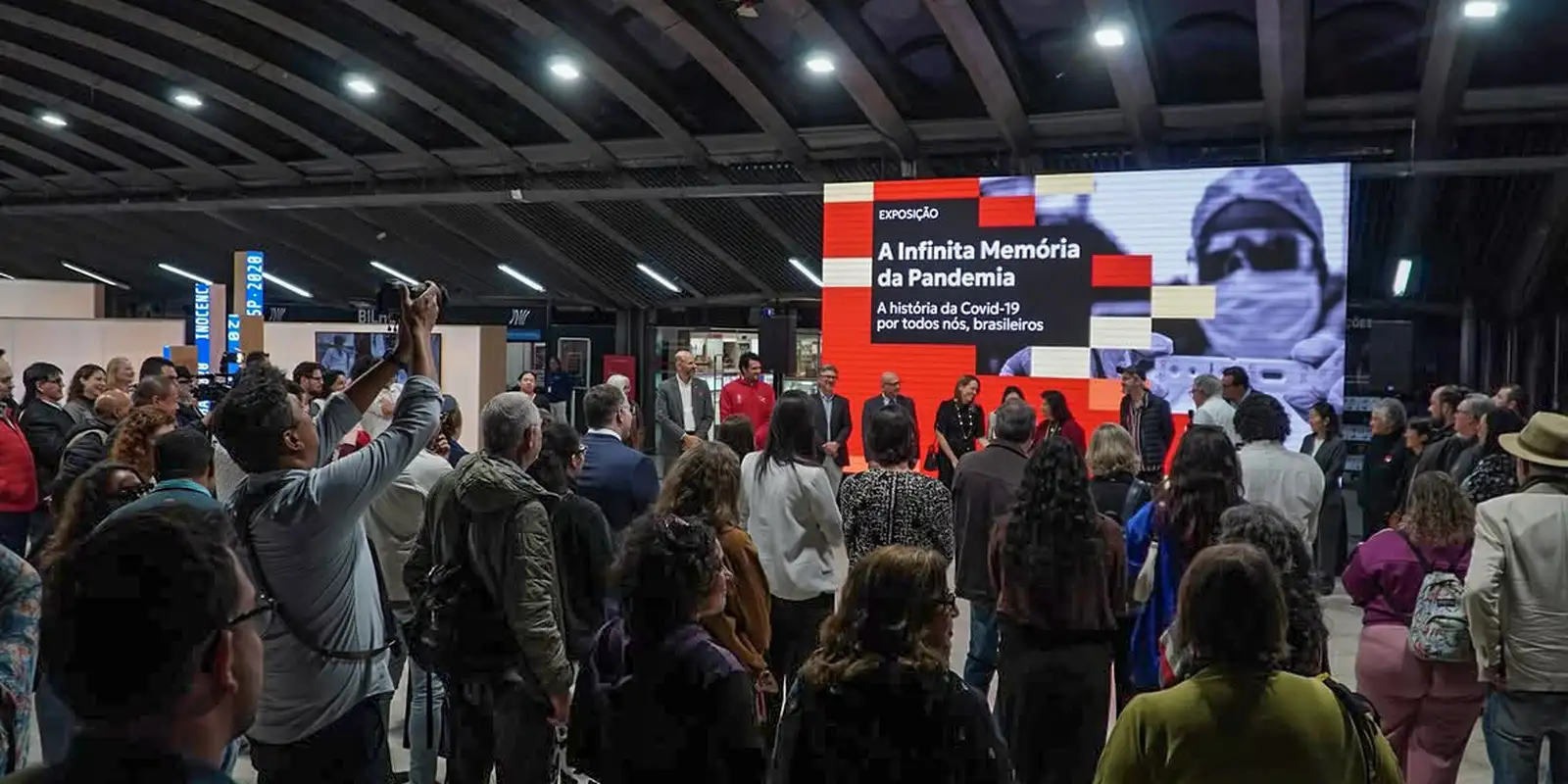 Vivências de brasileiros na pandemia são tema de mostra em São Paulo