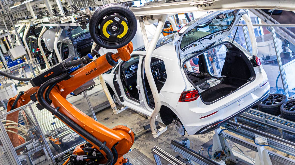 A Volkswagen está silenciosamente abrindo mão do controle do mercado automotivo mais aquecido do mundo